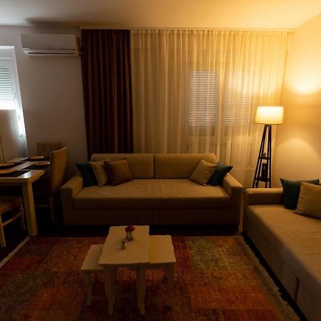 Tirana Contact Apartment Kültér fotó