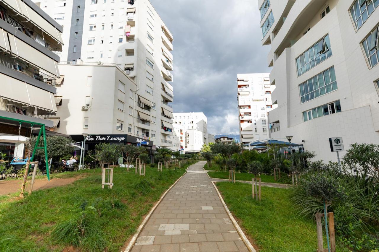 Tirana Contact Apartment Kültér fotó